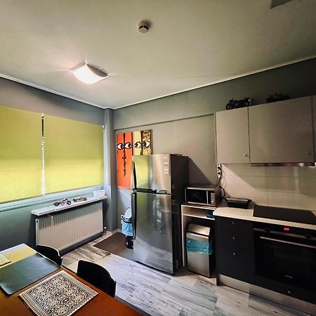 Green Apartment Near Marousi Hospitals & Oaka, By Promoshomes Maroussi Exteriér fotografie