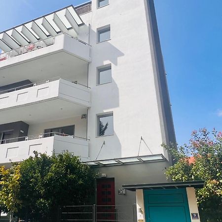 Green Apartment Near Marousi Hospitals & Oaka, By Promoshomes Maroussi Exteriér fotografie