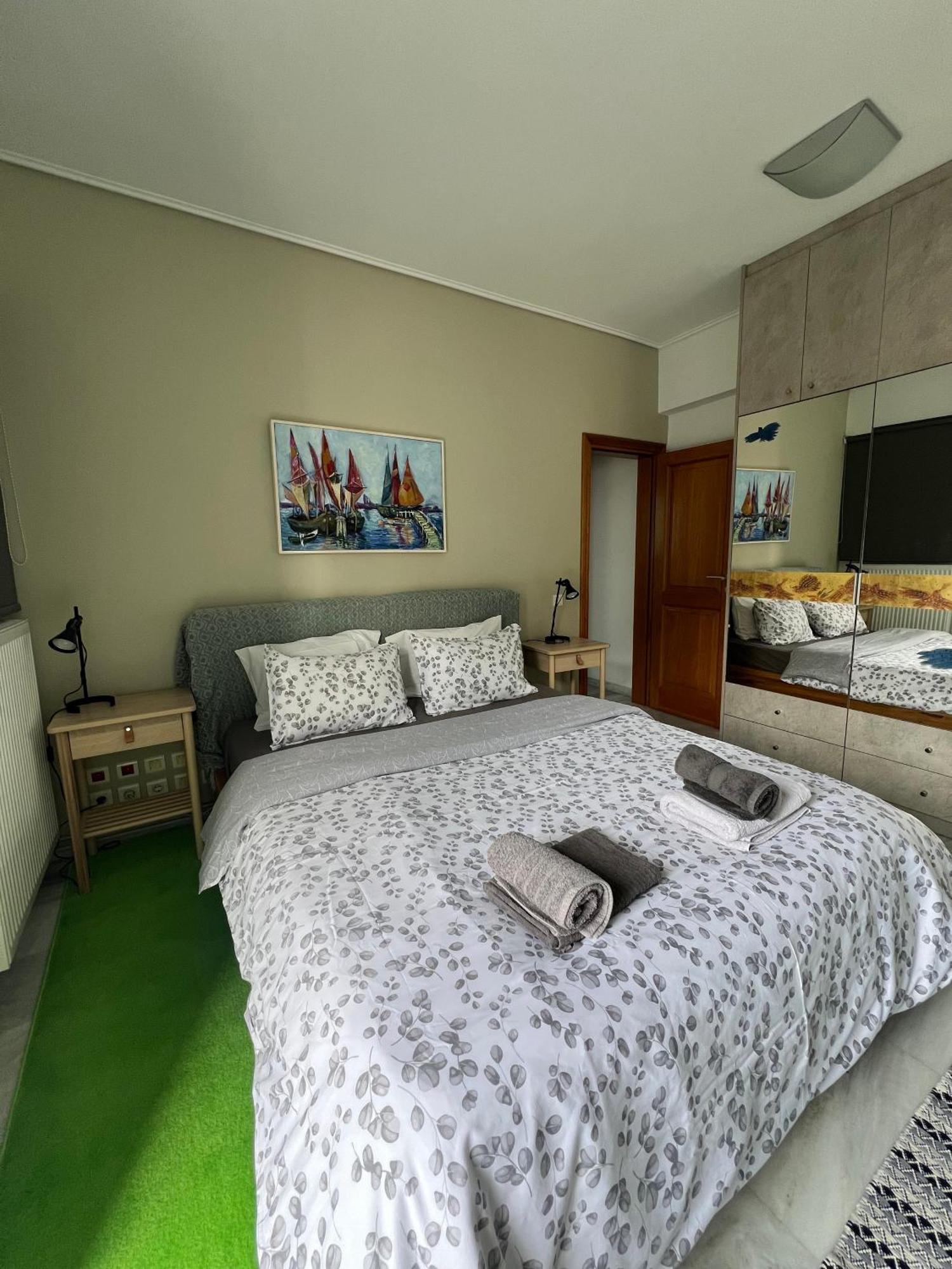 Green Apartment Near Marousi Hospitals & Oaka, By Promoshomes Maroussi Exteriér fotografie