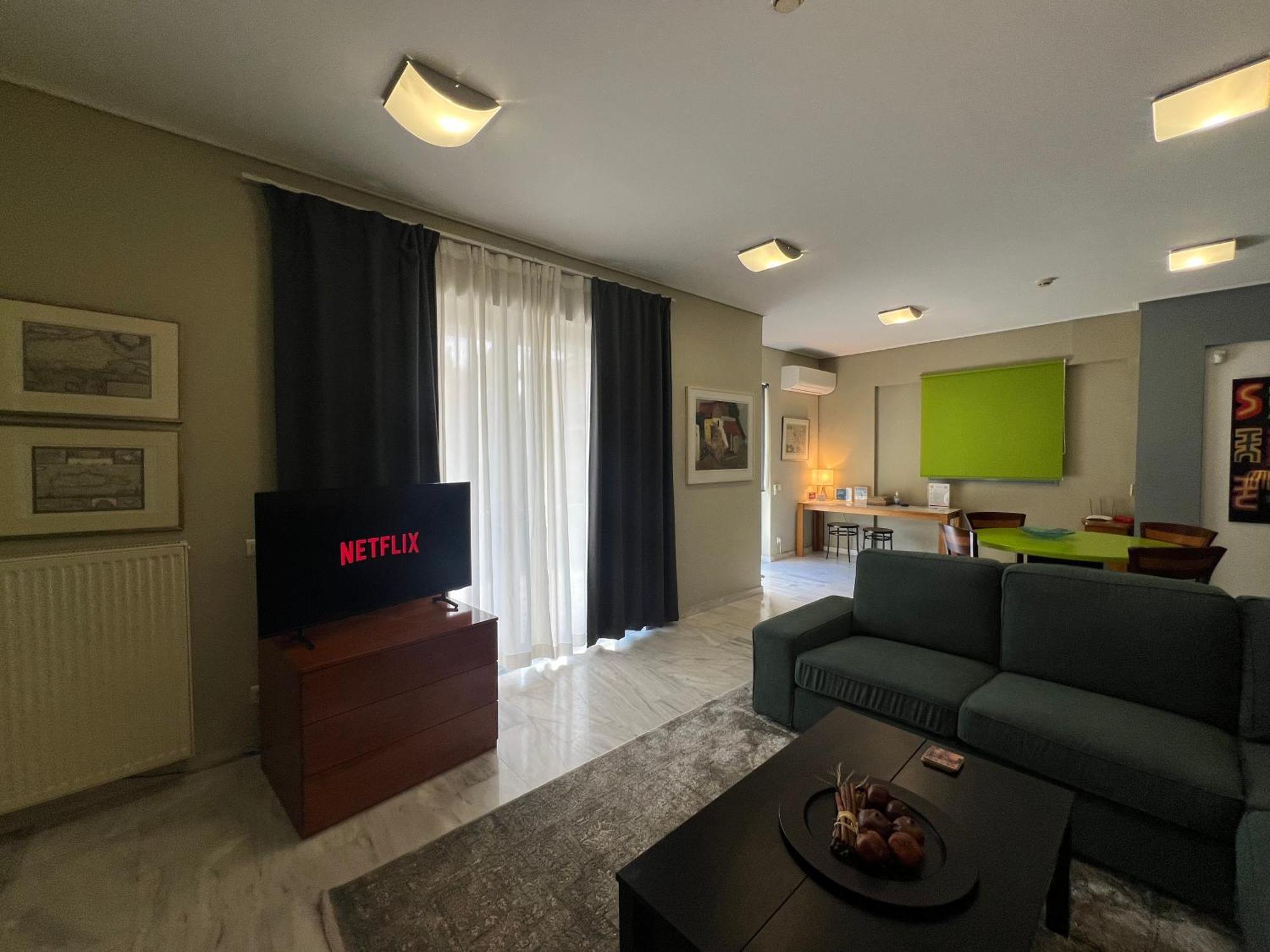 Green Apartment Near Marousi Hospitals & Oaka, By Promoshomes Maroussi Exteriér fotografie